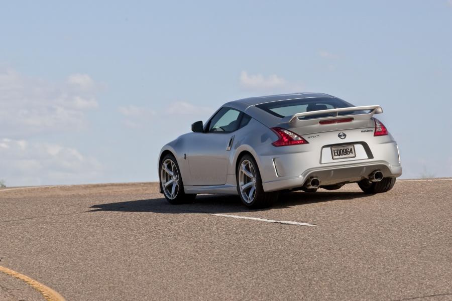  Nissan 370Z by Nismo 2009 года  (фото 39 из 50)